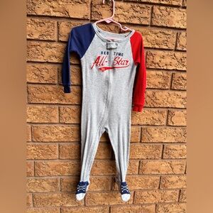 10/$25 • Carters Bedtime All Star Footed Zip‎ Sleeper